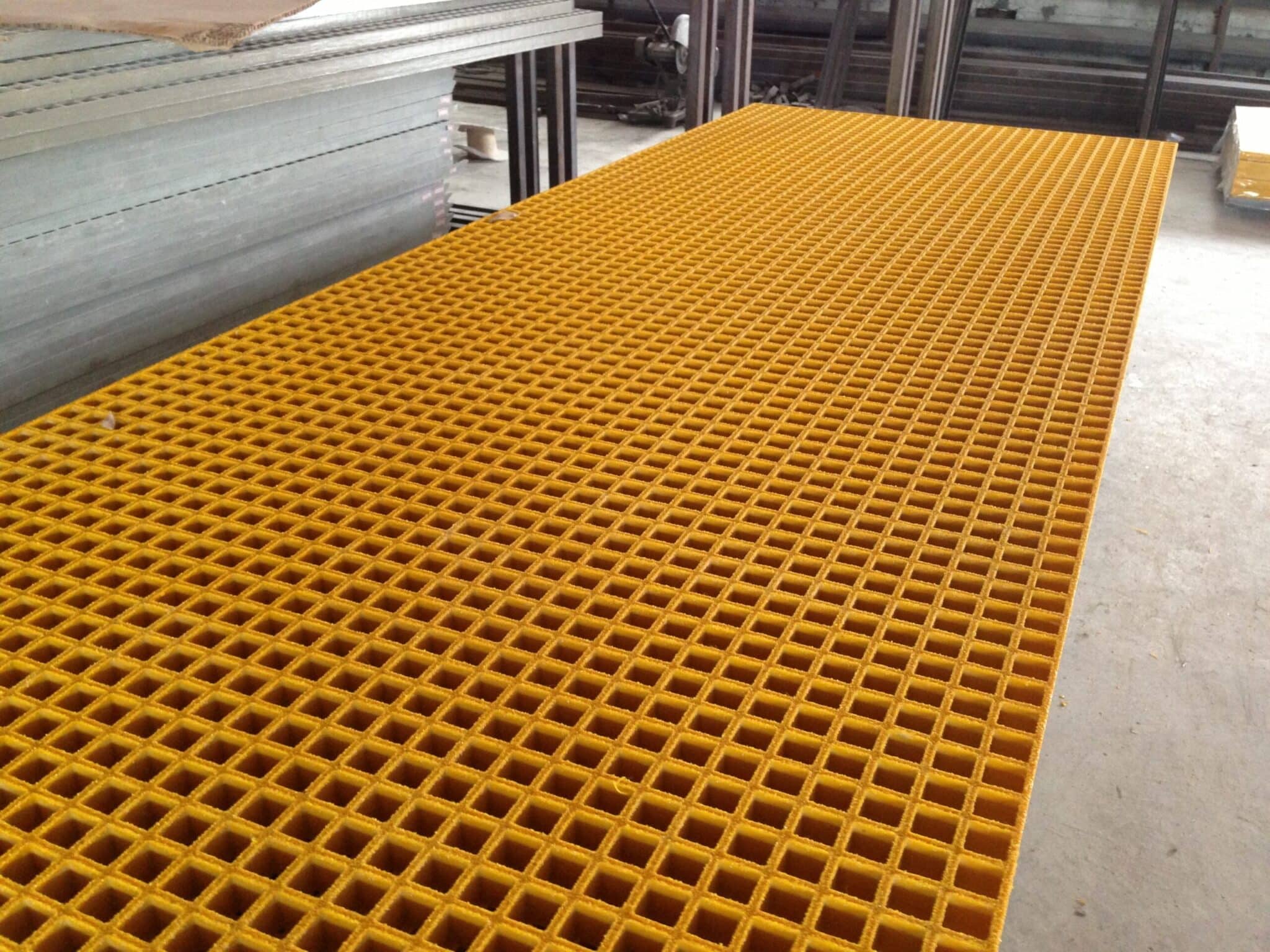 Yellow Grating